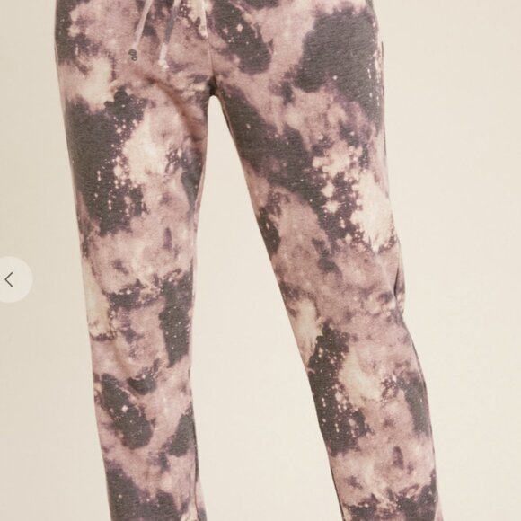 109 $22. Live Start, NWT 2 piece loungewear set Vtop and Jogger purple - Picture 8 of 11